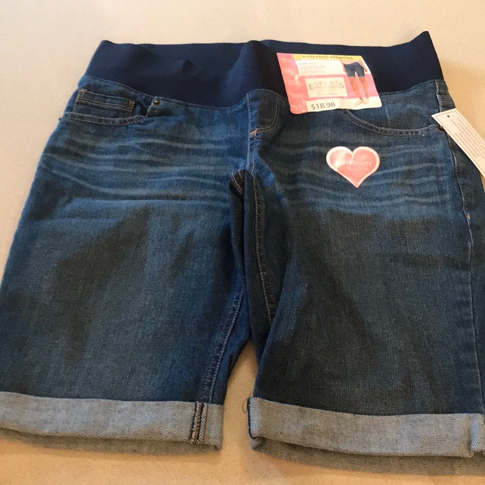 🎉HOST PICK🎉 Maternity Denim Shorts